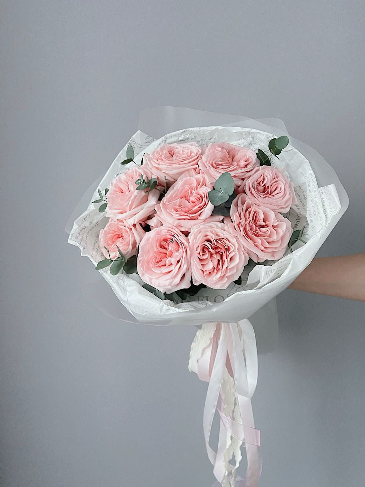 9 Premium Ecuadorian Roses – The Classic That Speaks for Itself